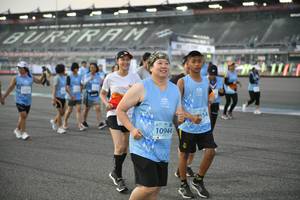 BIB: 50419, 525, 522
                            <button type="button" onclick="openModal(10466686)" class="btn btn-primary btn-sm float-right btn-popup" data-toggle="modal" data-target=".modal-high-quality">
                        <i class="fas fa-shopping-cart"></i> Add to Cart
                    </button>
                                            <button type="button" onclick="isThisMe(10466686, true)" class="btn btn-success btn-sm float-right btn-popup btn-isme hidden" data-toggle="tooltip" data-placement="bottom" title="นี่คือรูปของคุณใช่ไหม คลิกที่นี่เพื่อเอาเข้าอัลบั้ม">
                        <i class="fas fa-plus"></i> Add to album
                    </button>
                    <button type="button" onclick="isThisMe(10466686, false)" class="btn btn-warning btn-sm float-right btn-popup btn-isnotme hidden">
                        <i class="fas fa-ban"></i> Remove from album
                    </button>